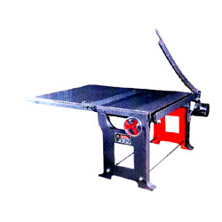 Board cutter